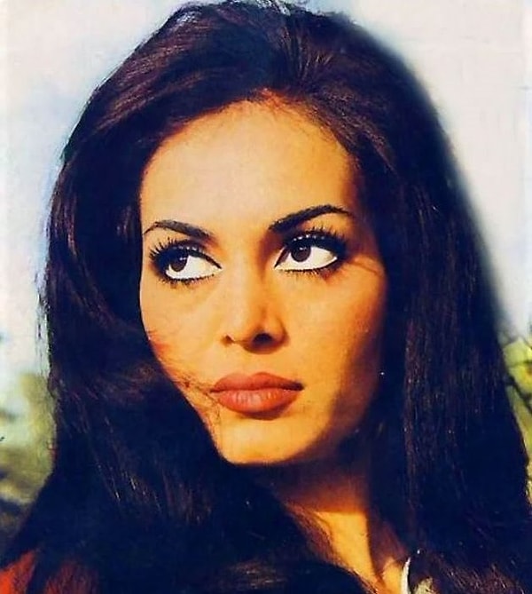 26. Тюркан Шорай - турецкая актриса.