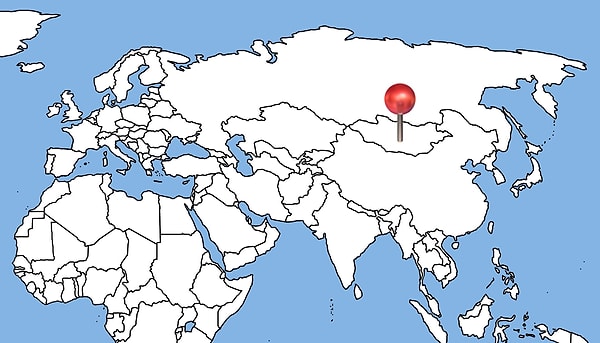 1. С какой страной Россия граничит на юге?