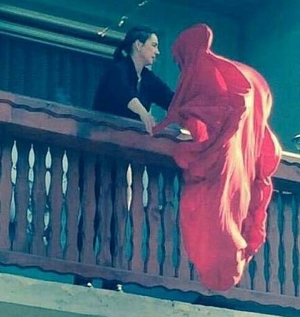 10. А, может, все эти женщины, рассказывающие о любовной связи с призраками, не врут?