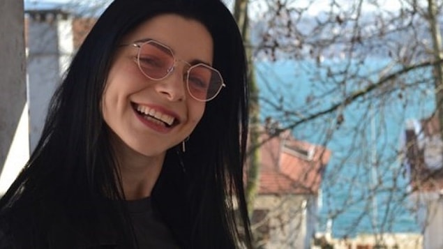 Boluğur ise en son "beynindeki kötü anıları sildirme terapisi" dahi almaya başladı!