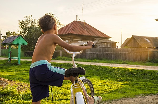 5. Можно кататься на велосипеде