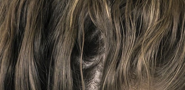 1. Итак, как думаете, чьи это волосы?