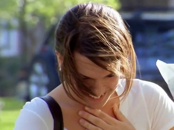 3. Какие чувства испытывает девушка?