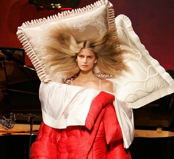 14. Самый интересный способ спать в любое время и в любом месте 😴😃