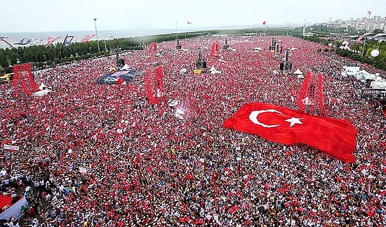 15 Fotoğraf ile Muharrem İnce'nin Büyük İstanbul Mitingi: 'Eskinin Son, Yeninin İlk Seçimi'