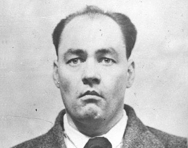 3. Альфи Хайндс - сбежал, заперев охрану в туалете