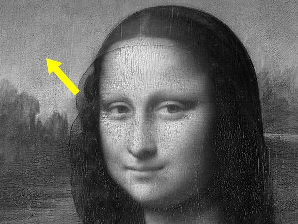 4. Какого цвета небо на картине "Мона Лиза"?