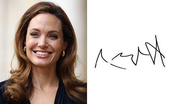 7. Angelina Jolie - Amerikalı oyuncu, film yapımcısı ve hayırsever