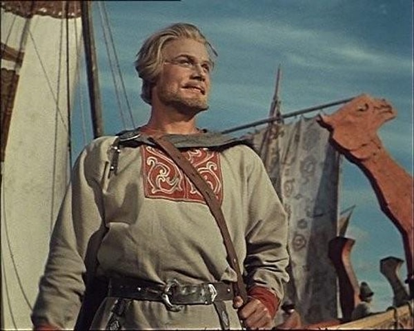 4. На каком инструменте играл герой былин Садко?