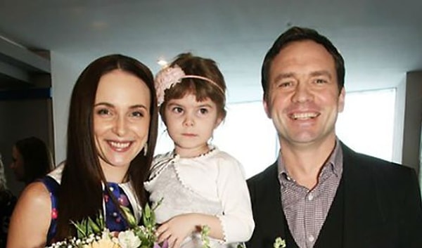 7. А происхождение прозвища Клубника у дочки Анны Снаткиной Вероники сама мама объясняет так: "Она сладкая, как ягодка!"