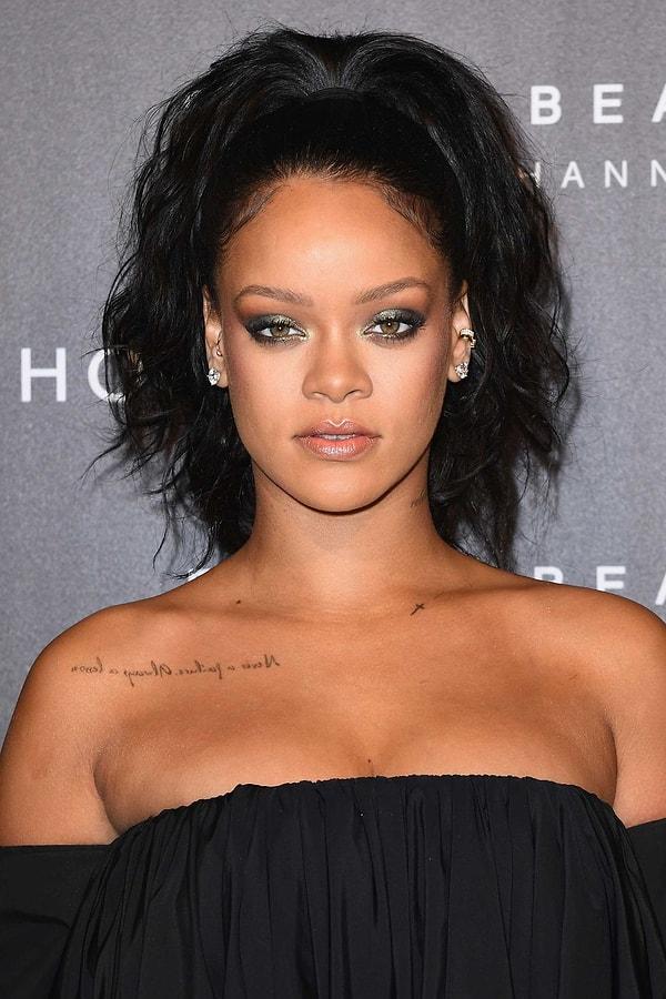 15. Bu saç Rihanna'ya yakıştığı gibi size de yakışacak...
