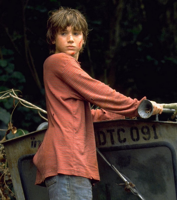 21. Как долго Эрик Керби выживал на острове в одиночку в "Парке Юрского периода III"?