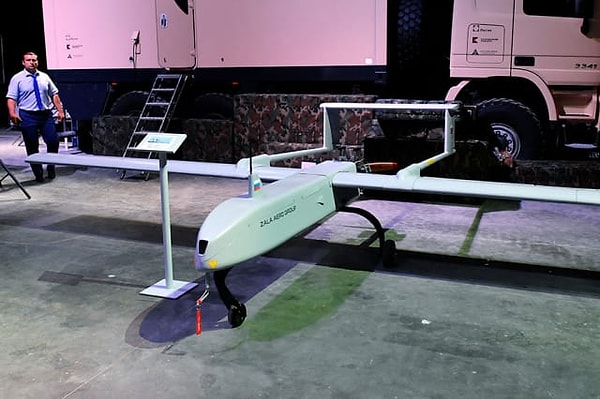 7. "Калашников" производит военные и гражданские дроны.