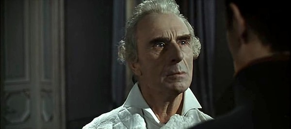 4. Из-за какой болезни умер Николай Болконский - один из персонажей романа "Война и мир" Льва Толстого?