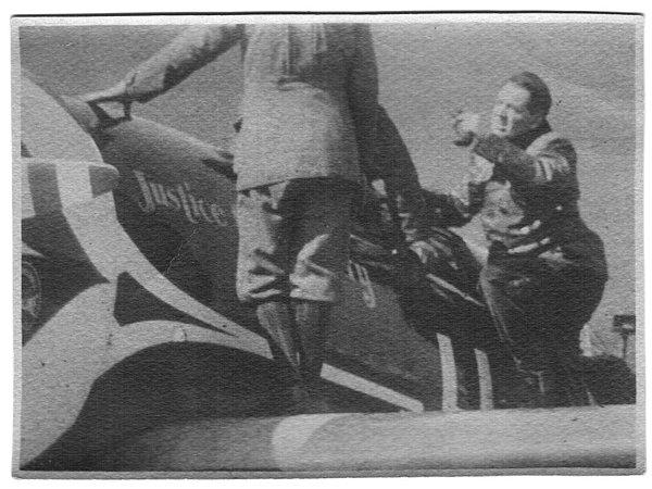 14. Macar havacılar, Endresz György ve Magyar Sándor durmak bilmeyen transatlantik uçuşlarına hazırlar. - 1931