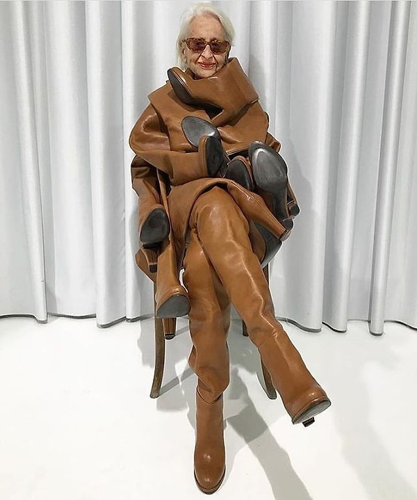 22. Человек-муравей, Человек-паук. Пффф. Человек-сапог не хотите?