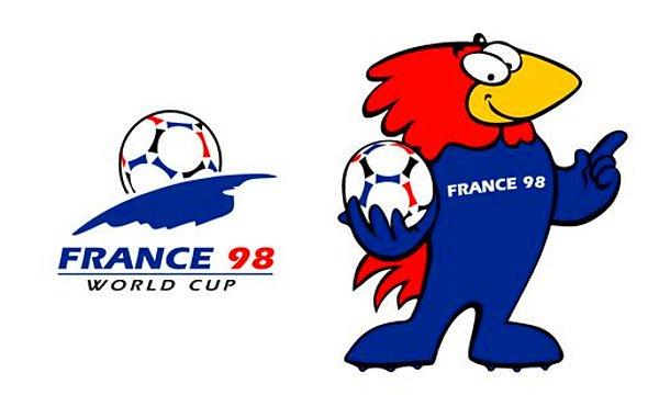 Fransa 1998'de de hayvan maskotlar geleneği devam etti. Kırmızı ibikli, sarı gagalı ve mavi tüylü horoz Footix, sağ elinde tuttuğu futbol topuyla gülümsüyordu.