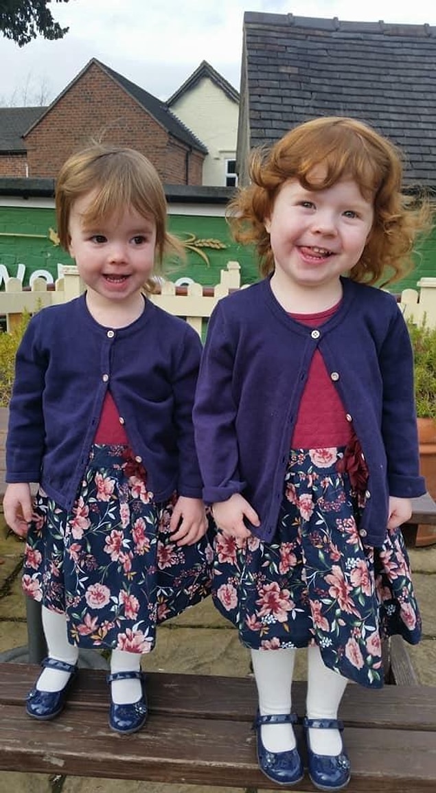 Hamile Olduğunu Fark Etmeyip Tuvalette Tek Başına İkiz