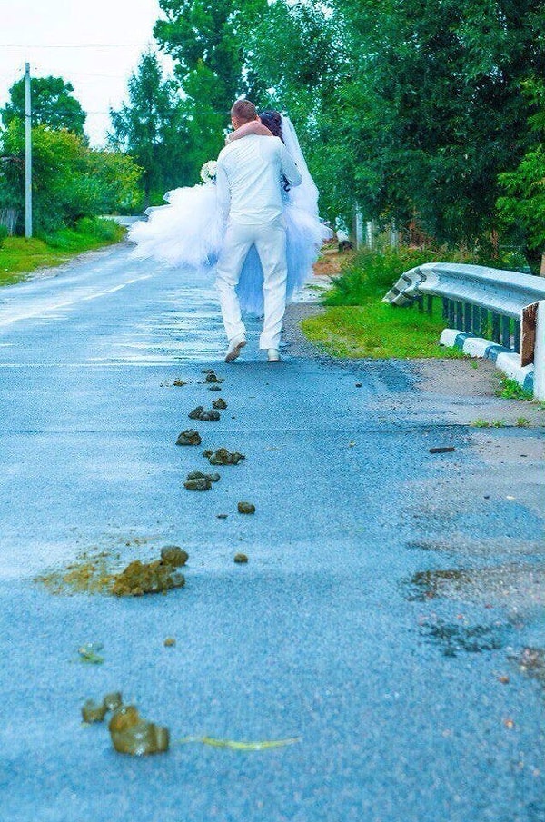 14. Это он от страха или что? 😳