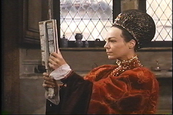 7. Сколько лет было маме шекспировской Джульетты?