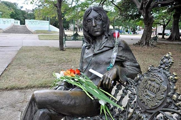 6. Джон Леннон - Куба