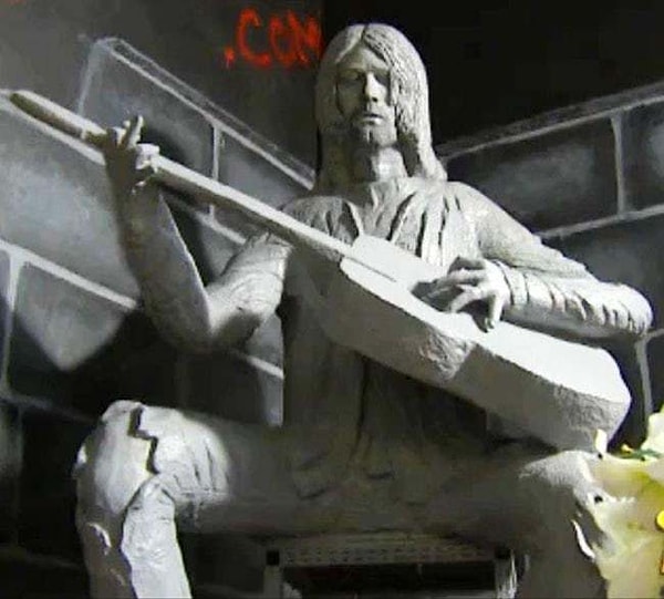 12. Курт Кобейн - США