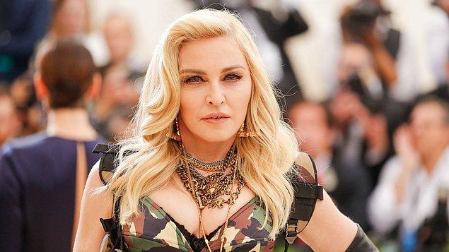 Madonna da BDSM seviyor...