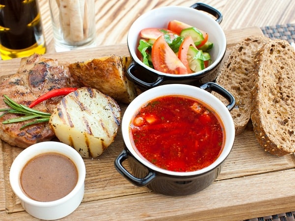 2. Когда речь идет о еде, что для вас на первом месте?