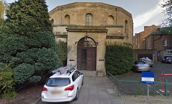 8. Джеймс и Патрик Хеннесси