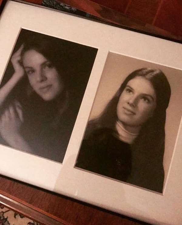 18. "Фотографии с наших выпускных. Я и моя мама"