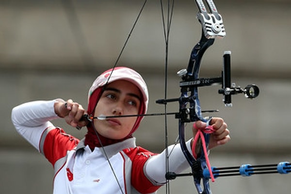 Makaralı Yay Bayanlar, Bronz Madalya; Ayşe Bera Süzer