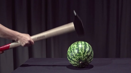 İzlerken Sinir Krizi Geçirten, Dünyanın En Rahatsız Edici Videosu