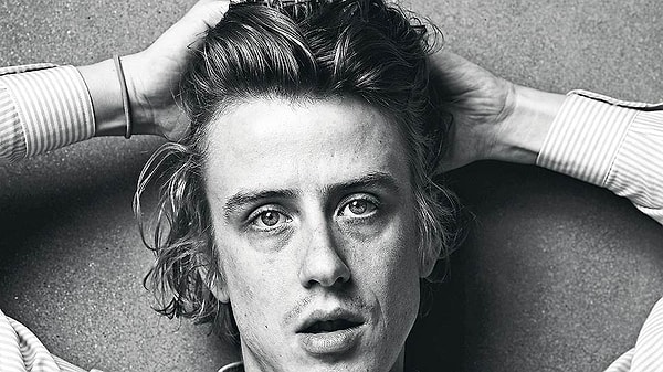 7. Кристофер Оуэнс