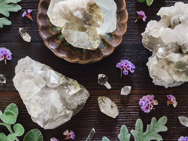 8. Выберите кристалл: