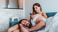 Partnerinizin Telefonunu Gizlice Kurcalamamanız İçin 12 Aşırı Mantıklı Sebep