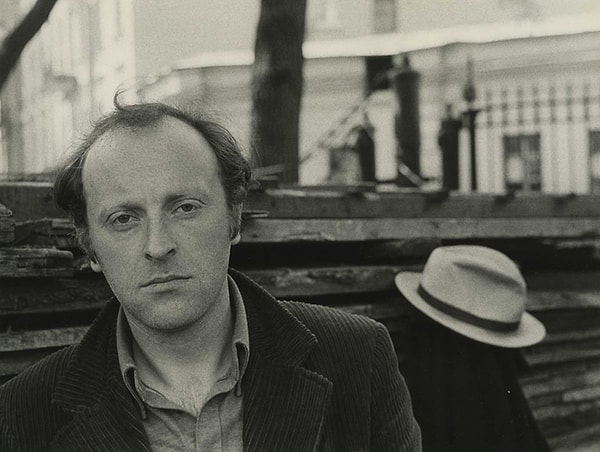 4. "И не могу сказать, что не могу жить без тебя — поскольку я живу"