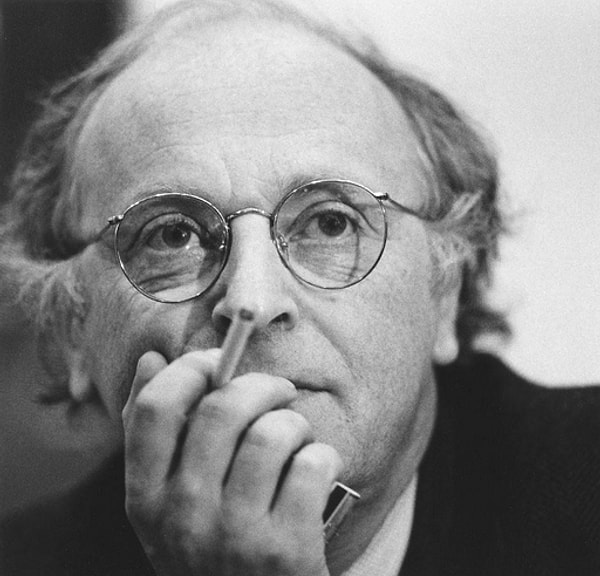 9. "Я не то что схожу с ума, но устал за лето. За рубашкой в комод полезешь, и день потерян"