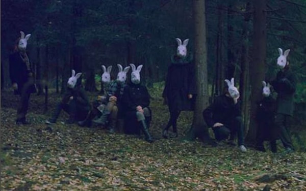 25. В общем, к этим фото так много вопросов, что даже не пытайтесь найти на них ответы...