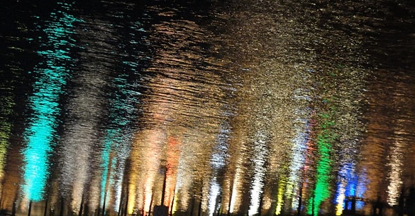 7. Какой цвет отражает все остальные цвета?