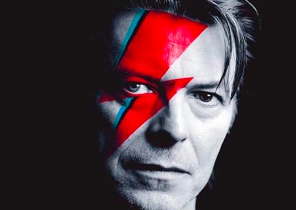 9. Автора знаменитого хита "Странное космическое путешествие" звали...