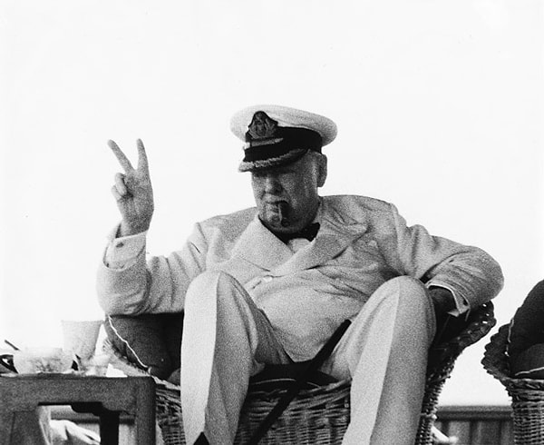 8. Уинстон Черчилль