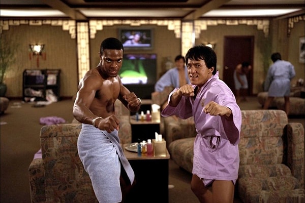 4. А из какой части трилогии "Час Пик" этот кадр?