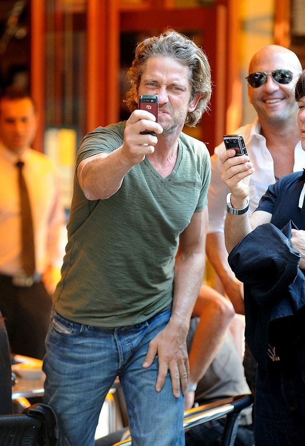 11. Джерард Батлер тоже 😄