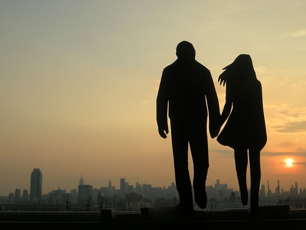 9. Она воссоединилась со своей первой любовью