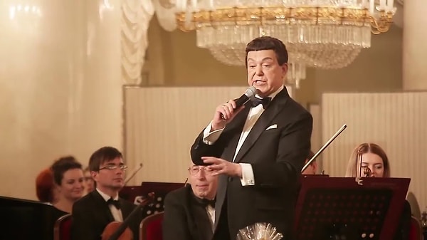 4. С 2005 года Кобзон страдал от онкологического заболевания.