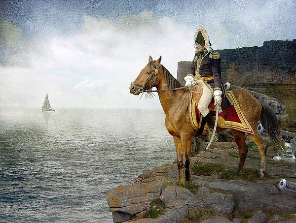 9. На какой остров был отправлен в ссылку французский император Наполеон Бонапарт после того, как потерпел поражение в битве при Ватерлоо?