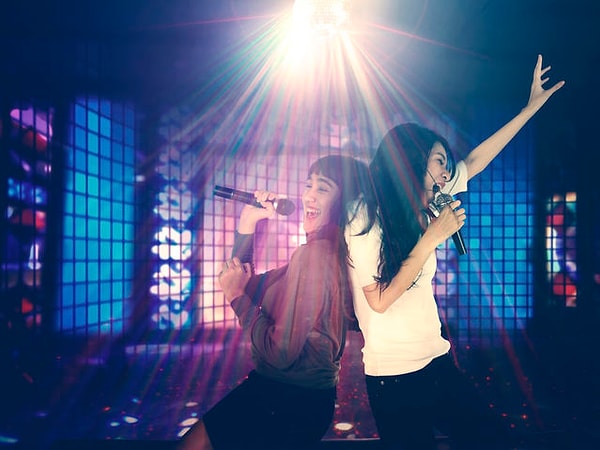 6. Танцы или песни?