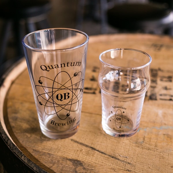 9. Ченосилликафобия - боязнь пустого стакана