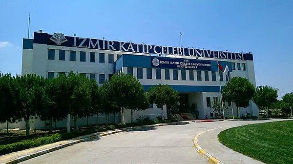 4. İzmir Kâtip Çelebi Üniversitesi Sağlık Hizmetleri Meslek Yüksekokulu Dişçilik Hizmetleri bölümündeki iki öğretim görevlisi kadrosuna, rektör yardımcılarının kızları atandı.