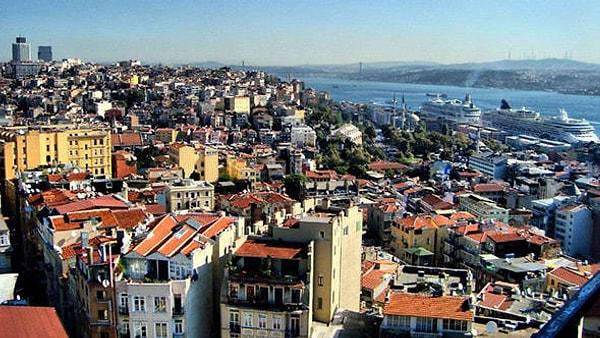 4. İstanbul'dan 1 ev satın alıp, 2 bin TL'ye kiraya vererek ömrünüzün sonuna kadar kirasını yiyebilirsiniz.